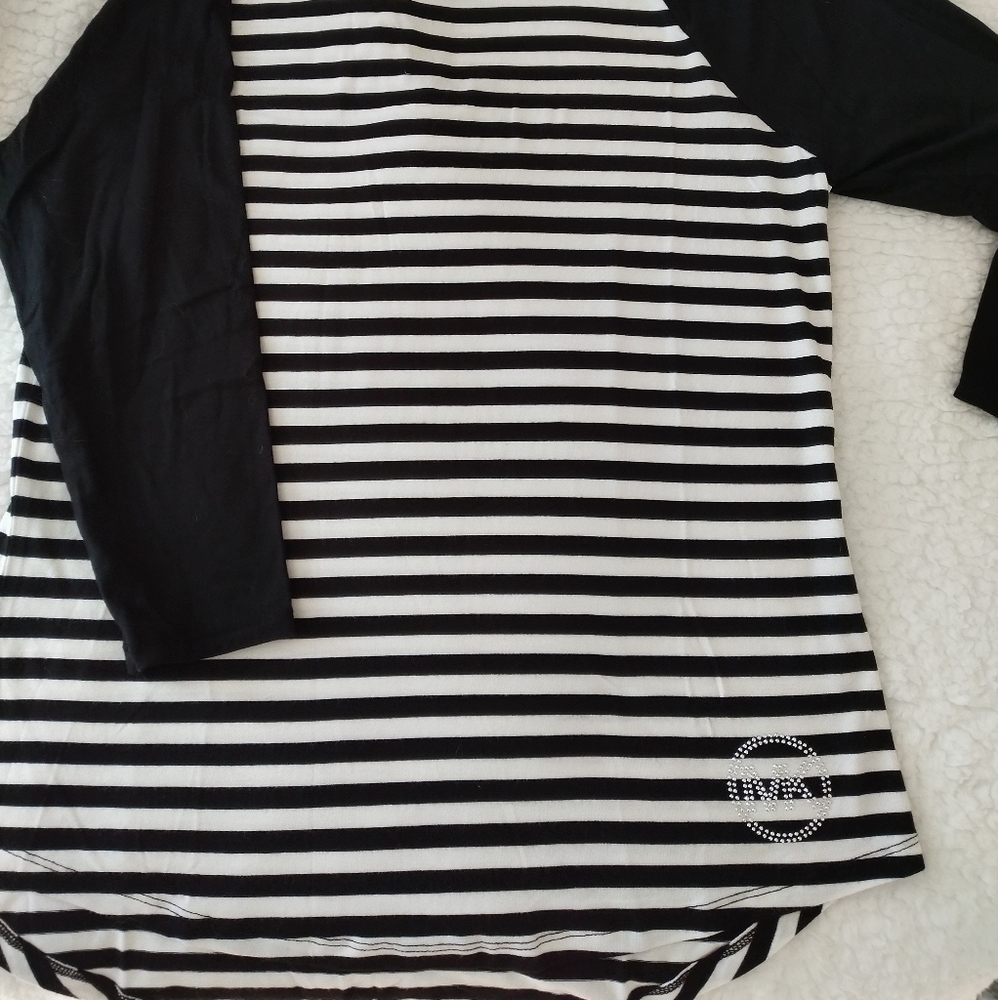 Michael Kors 3/4 sleeve shirt